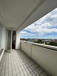 Mittel (Euckenstr_7OG_R_Balkon)